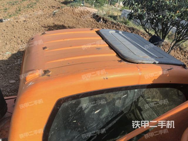 駕駛室頂部俯視(上車部件) 駕駛室頂部俯視(上車部件)
