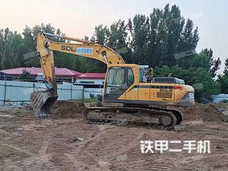 山东临工LG6225E挖掘机实拍图片