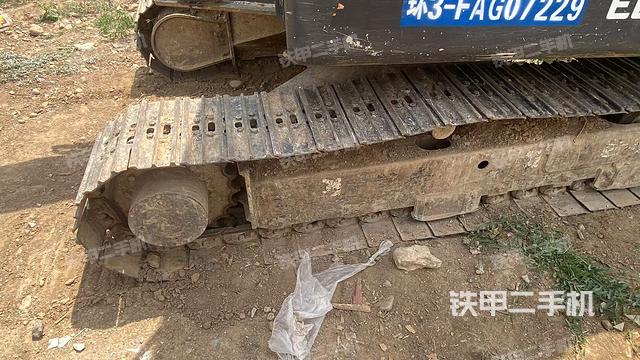 單側履帶整體(整機外觀) 單側履帶整體(整機外觀)