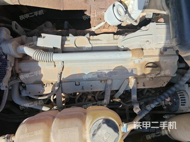 氣門室蓋螺絲特寫(上車部件) 氣門室蓋螺絲特寫(上車部件)