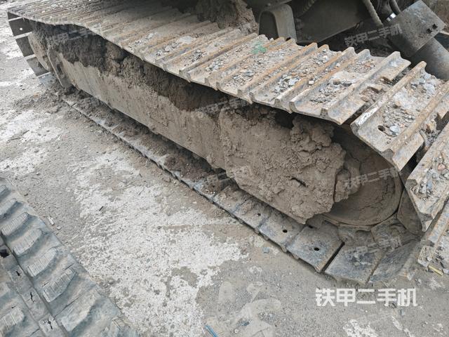 左側履帶整體?(行走機構) 左側履帶整體?(行走機構)