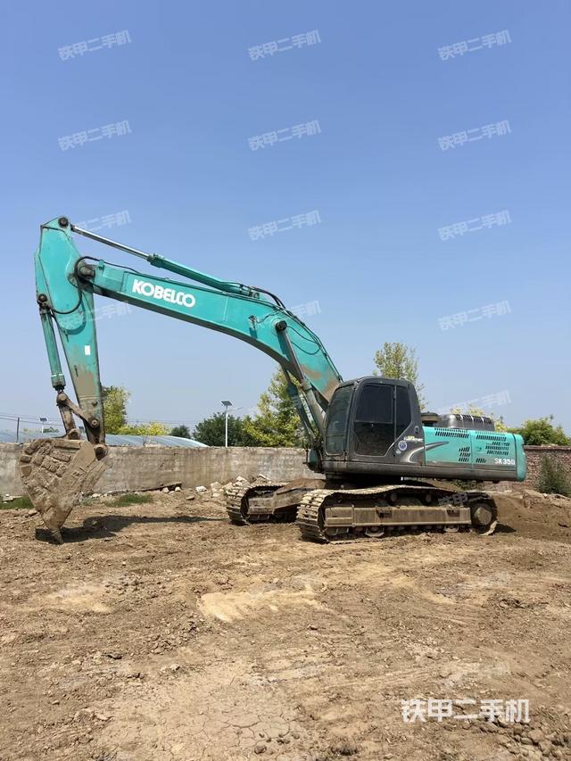 神鋼SK350LC挖掘機(jī)