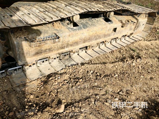 右側(cè)履帶整體（行走機構(gòu)）