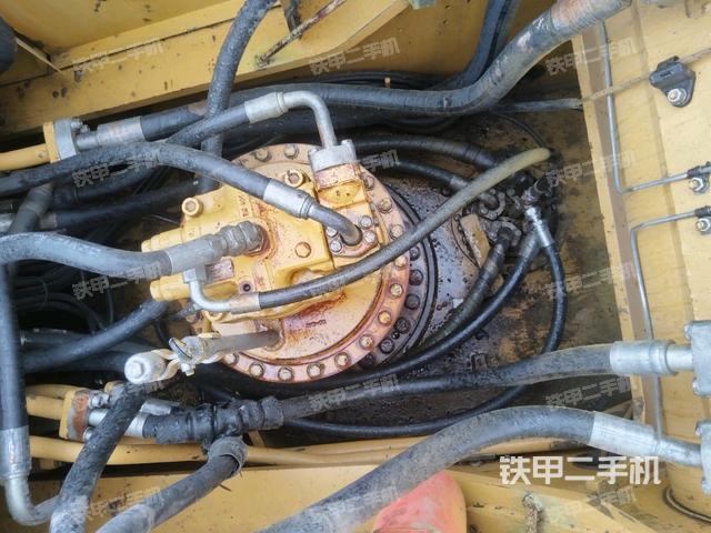 中央回轉(zhuǎn)接頭特寫(上車部件) 中央回轉(zhuǎn)接頭特寫(上車部件)