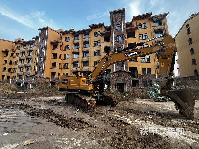 驾驶室顶部（整机外观）