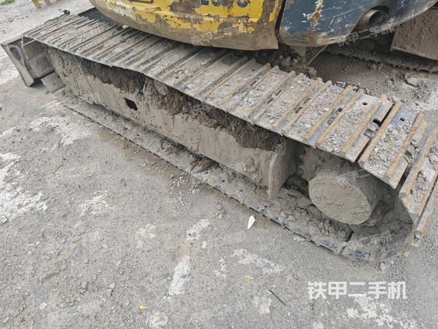 右側履帶整體?(行走機構) 右側履帶整體?(行走機構)