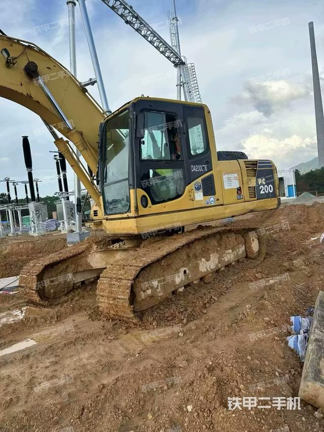 驾驶室整体（整机外观）