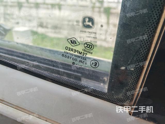 駕駛室左后45度(駕駛室部分) 駕駛室左后45度(駕駛室部分)