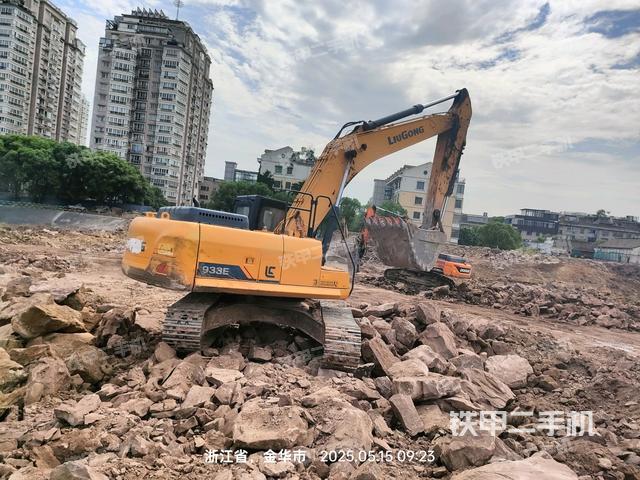 整機(jī)右后45°(整機(jī)外觀) 整機(jī)右后45°(整機(jī)外觀)