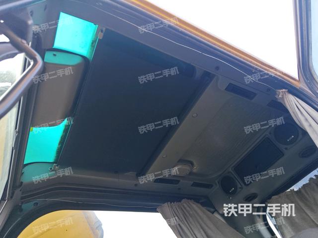 頂棚整體(駕駛室部分) 頂棚整體(駕駛室部分)