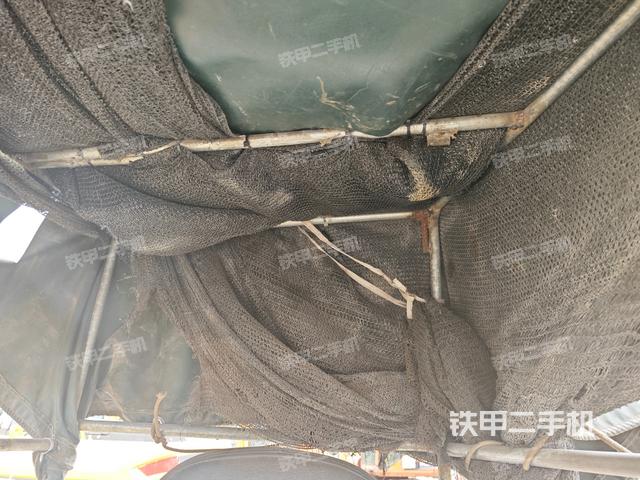 座椅后部(駕駛室部分) 座椅后部(駕駛室部分)