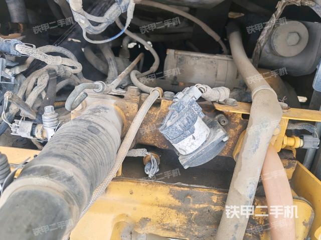 氣門室蓋螺絲特寫(上車部件) 氣門室蓋螺絲特寫(上車部件)