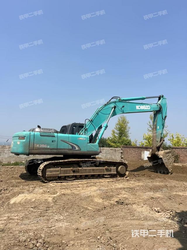 整机右后45°(整机外观) 整机右后45°(整机外观)