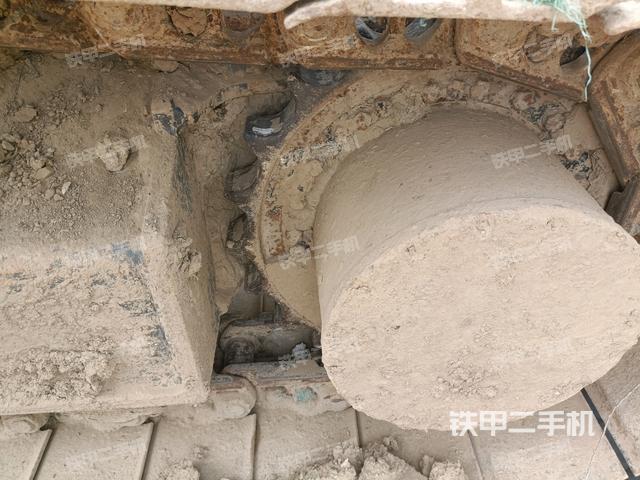 左驅(qū)動(dòng)輪(行走機(jī)構(gòu)) 左驅(qū)動(dòng)輪(行走機(jī)構(gòu))