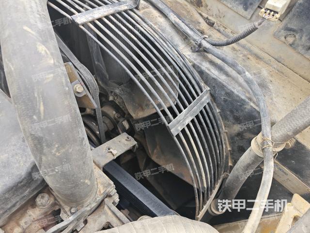 水箱+風(fēng)扇特寫(上車部件) 水箱+風(fēng)扇特寫(上車部件)