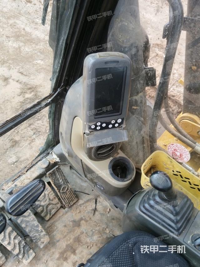 顯示屏?(駕駛室部分) 顯示屏?(駕駛室部分)