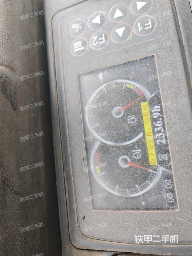 小時表(駕駛室部分) 小時表(駕駛室部分)