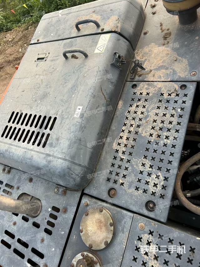 駕駛室頂部俯視(上車部件) 駕駛室頂部俯視(上車部件)