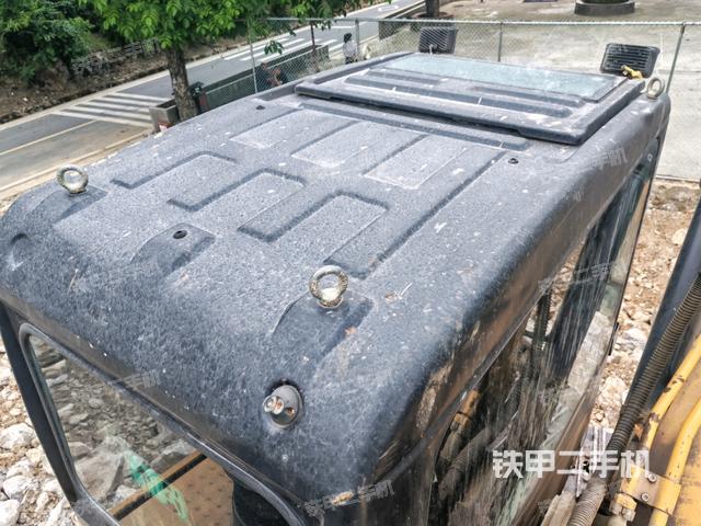 駕駛室頂部俯視(上車部件) 駕駛室頂部俯視(上車部件)