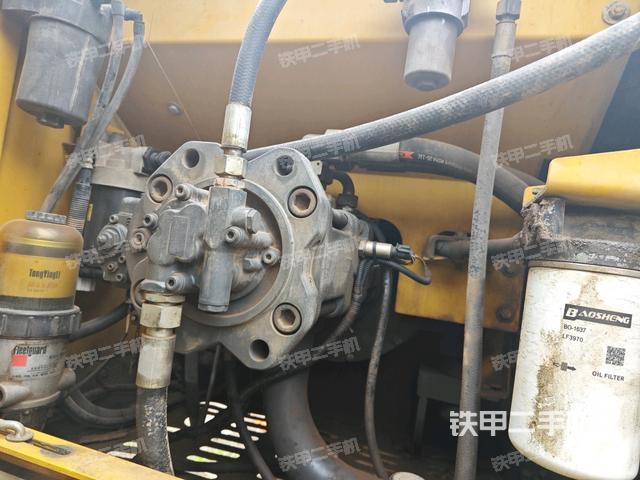 液壓泵室(大件艙室) 液壓泵室(大件艙室)