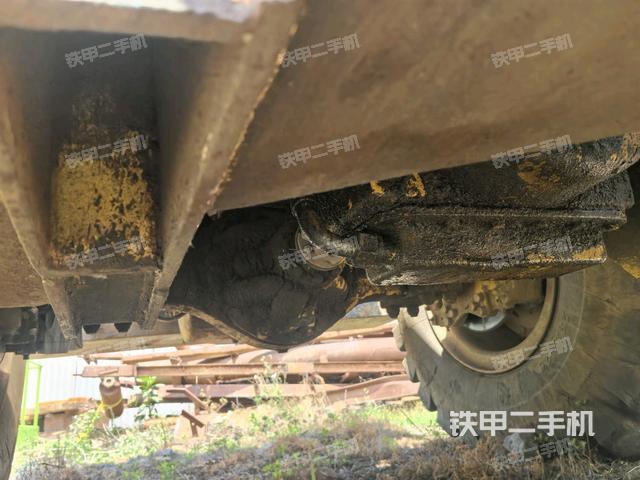 后驅(qū)動橋(液壓/傳動系統(tǒng)) 后驅(qū)動橋(液壓/傳動系統(tǒng))