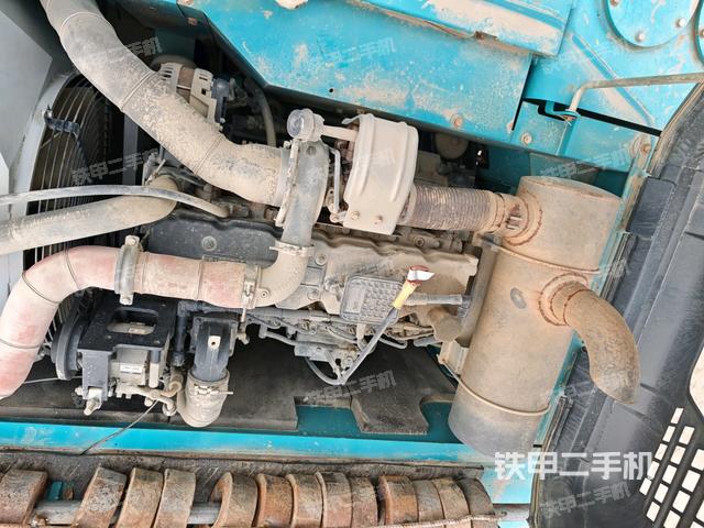 發(fā)動(dòng)機(jī)室(上車部件) 發(fā)動(dòng)機(jī)室(上車部件)