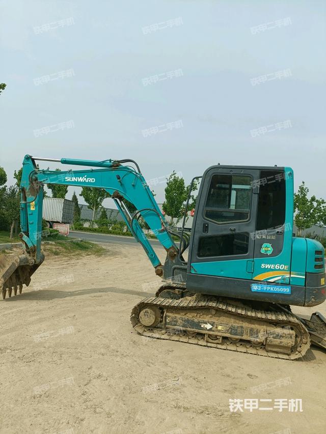 左后45（整機外觀）