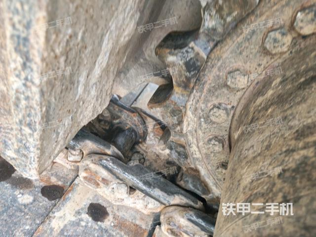 左托鏈輪和鏈筋(行走機構(gòu)) 左托鏈輪和鏈筋(行走機構(gòu))