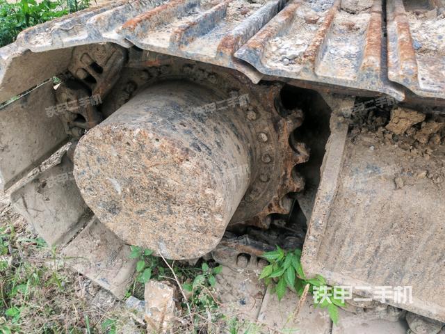 左驅(qū)動(dòng)輪(行走機(jī)構(gòu)) 左驅(qū)動(dòng)輪(行走機(jī)構(gòu))