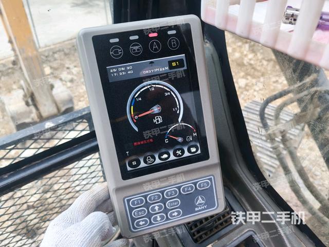 小時表(駕駛室部分) 小時表(駕駛室部分)