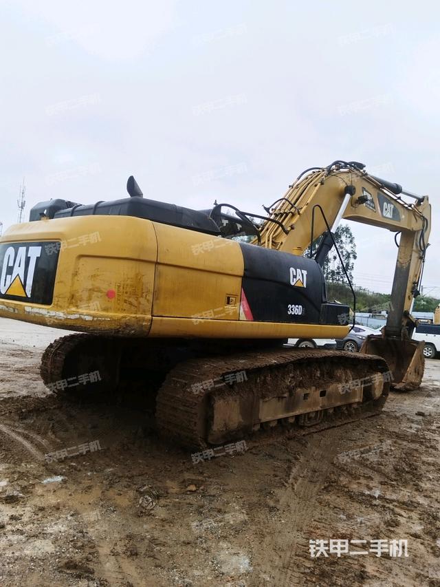 右后45(整機(jī)外觀) 右后45(整機(jī)外觀)