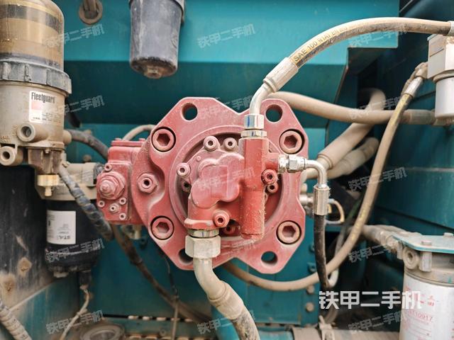 液壓泵室(大件艙室) 液壓泵室(大件艙室)