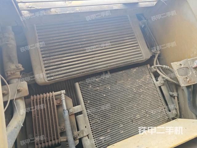 散熱器室(大件艙室) 散熱器室(大件艙室)