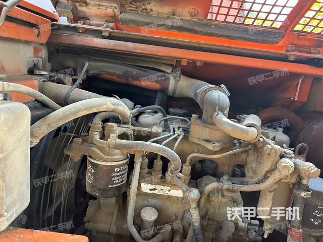 发动机整体俯视(整机外观) 发动机整体俯视(整机外观)