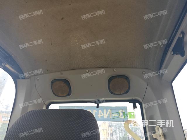 座椅后部(駕駛室部分) 座椅后部(駕駛室部分)