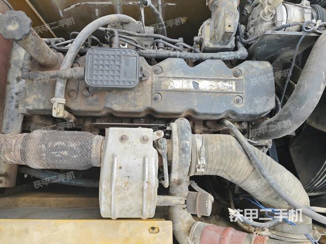 氣門室蓋螺絲特寫(上車部件) 氣門室蓋螺絲特寫(上車部件)