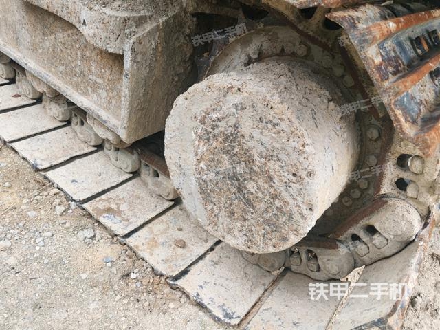 右驅(qū)動(dòng)輪(行走機(jī)構(gòu)) 右驅(qū)動(dòng)輪(行走機(jī)構(gòu))