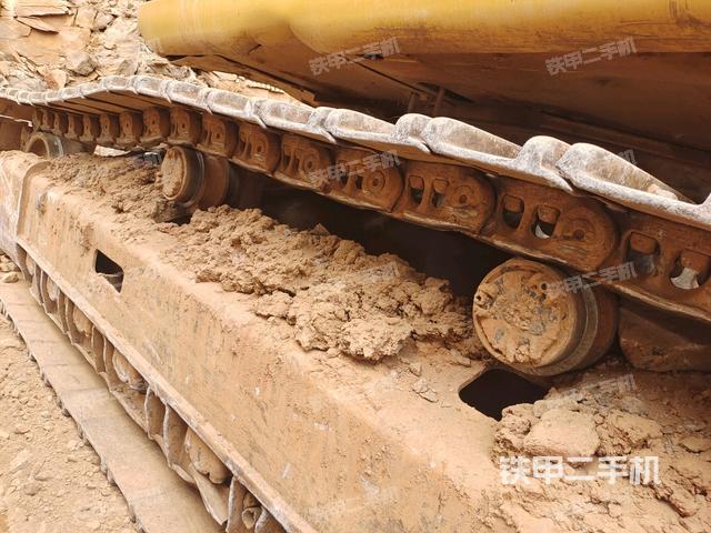 左驅(qū)動輪(行走機構(gòu)) 左驅(qū)動輪(行走機構(gòu))