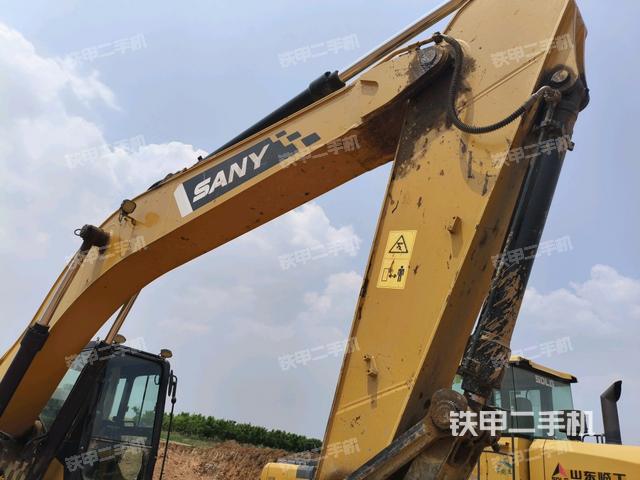 大臂整體?右側(cè)(工作和回轉(zhuǎn)裝置) 大臂整體?右側(cè)(工作和回轉(zhuǎn)裝置)