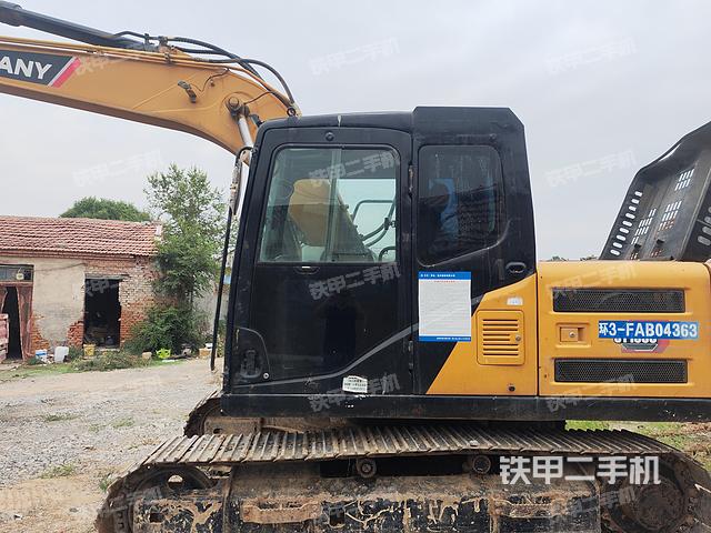 驾驶室整体（整机外观）