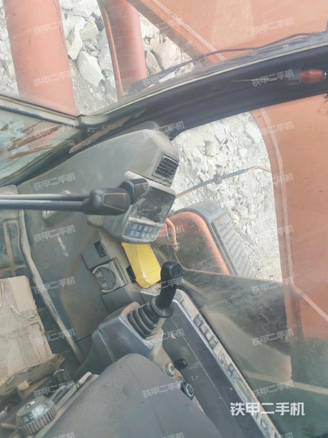 小時(shí)表(駕駛室部分) 小時(shí)表(駕駛室部分)