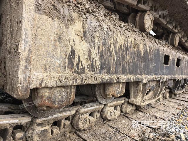 单侧履带整体（整机外观）