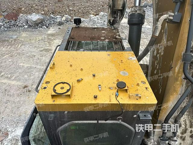 駕駛室頂部俯視(上車部件) 駕駛室頂部俯視(上車部件)