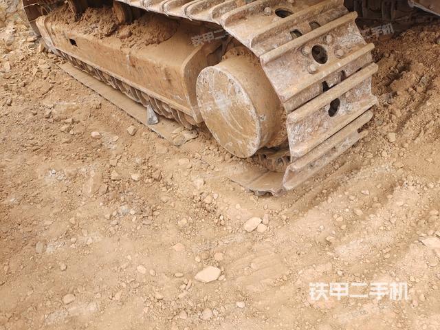 右驅(qū)動輪(行走機構(gòu)) 右驅(qū)動輪(行走機構(gòu))