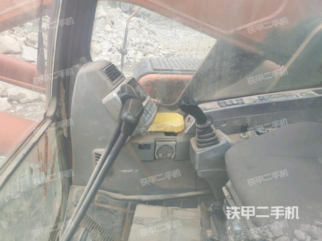 顯示屏?(駕駛室部分) 顯示屏?(駕駛室部分)