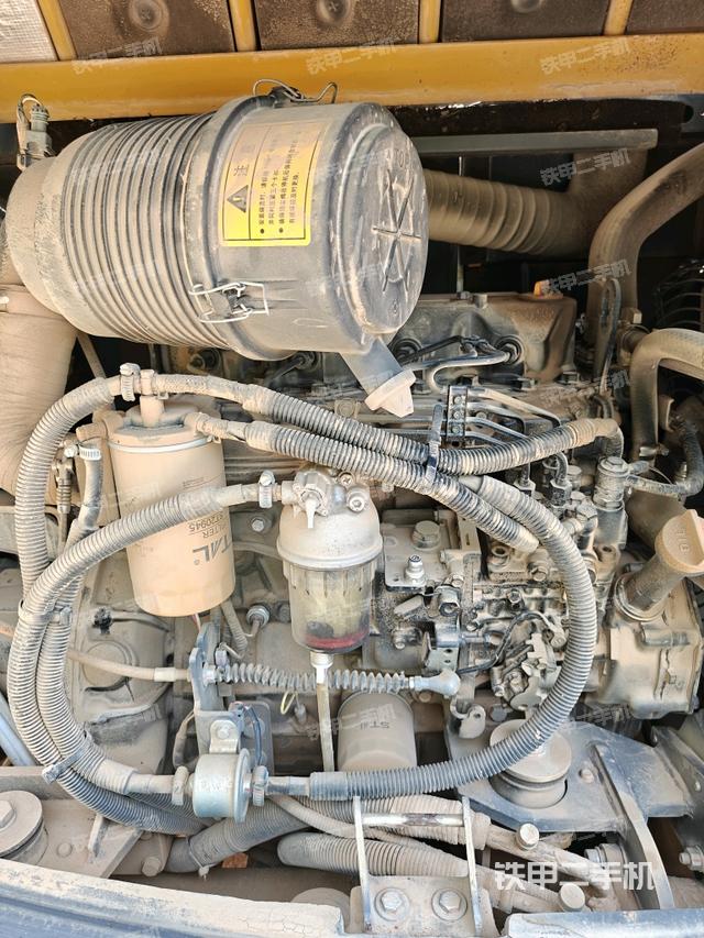 增壓器特寫(xiě)(上車(chē)部件) 增壓器特寫(xiě)(上車(chē)部件)