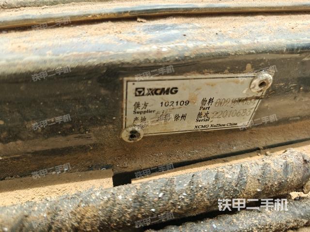 座椅左側(cè)控制臺(tái)/音響/含左手柄(駕駛室部分) 座椅左側(cè)控制臺(tái)/音響/含左手柄(駕駛室部分)