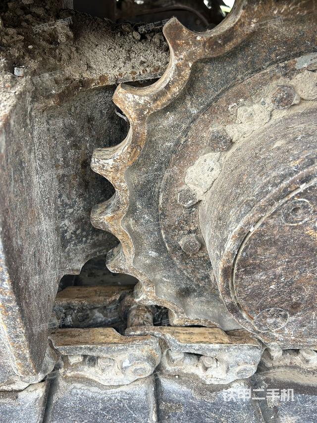 液壓泵艙室正面整體(整機(jī)外觀) 液壓泵艙室正面整體(整機(jī)外觀)