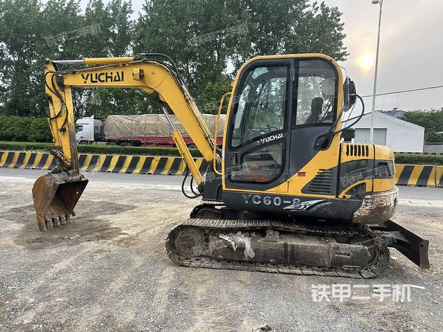 玉柴YC60-8挖掘機