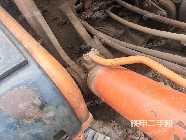 鏟斗45度(工作和回轉(zhuǎn)裝置) 鏟斗45度(工作和回轉(zhuǎn)裝置)